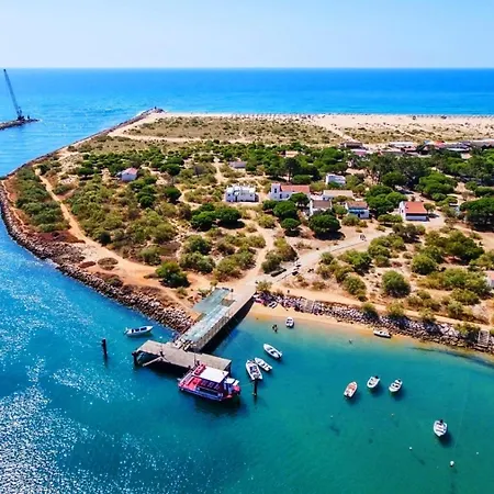 Serena-gorgeous Rural Family & Pool Morenos