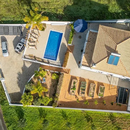 Serena-gorgeous Rural Family & Pool Villa Morenos