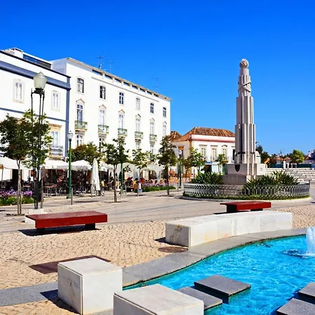 Serena-gorgeous Rural Family & Pool