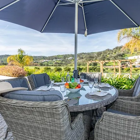 Villa Serena-gorgeous Rural Family & Pool