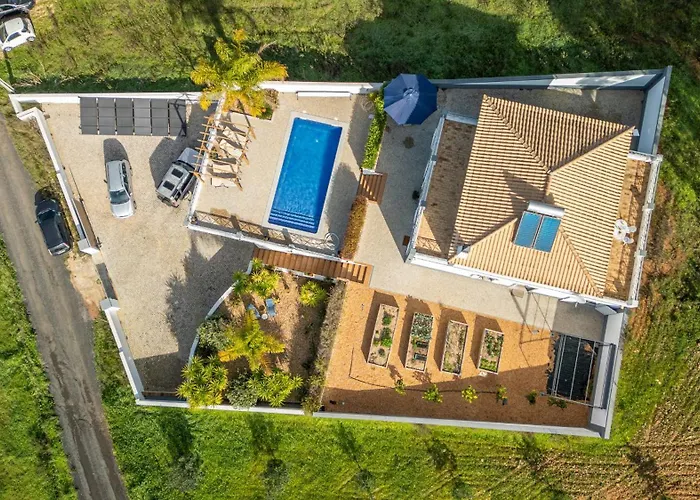 Serena-gorgeous Rural Family & Pool فيلة Morenos