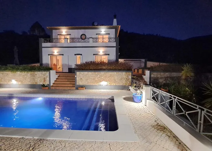 Serena-gorgeous Rural Family & Pool * Morenos