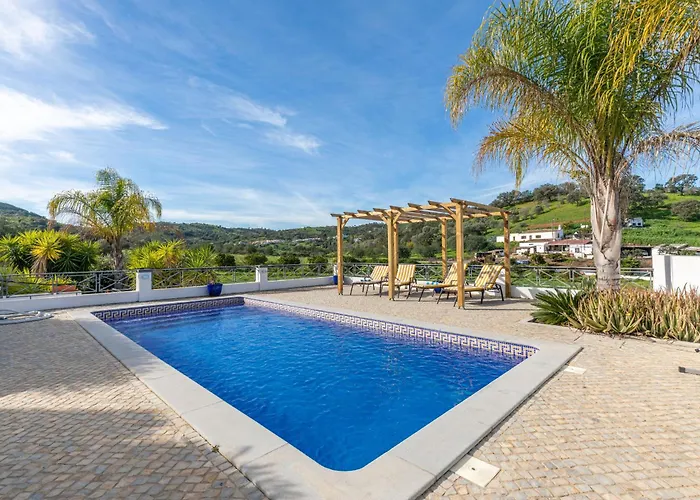 Serena-gorgeous Rural Family & Pool فيلة *